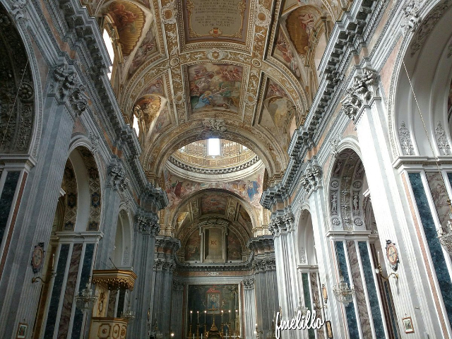 Basilique de Santa Maria degli Angeli à Pizzofalcone - Napoli | Secret World Trip Planner