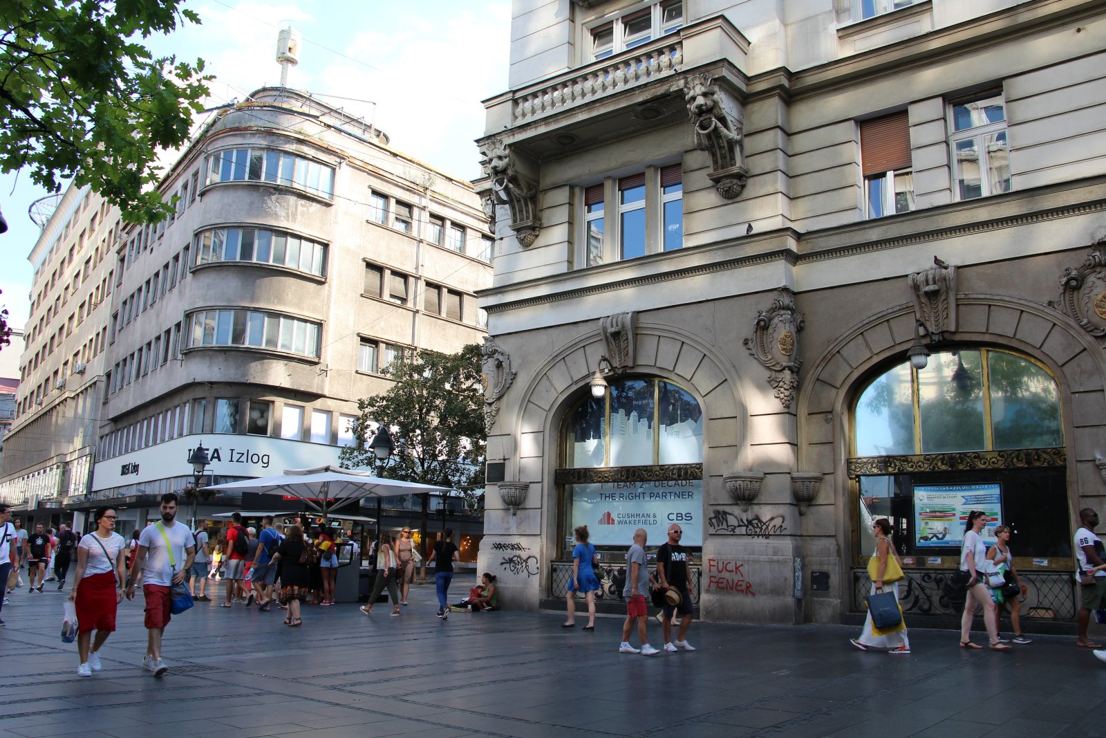 Belgrade | The pedestrian street of Kneza Mihaila - Beograd | Secret World Trip Planner