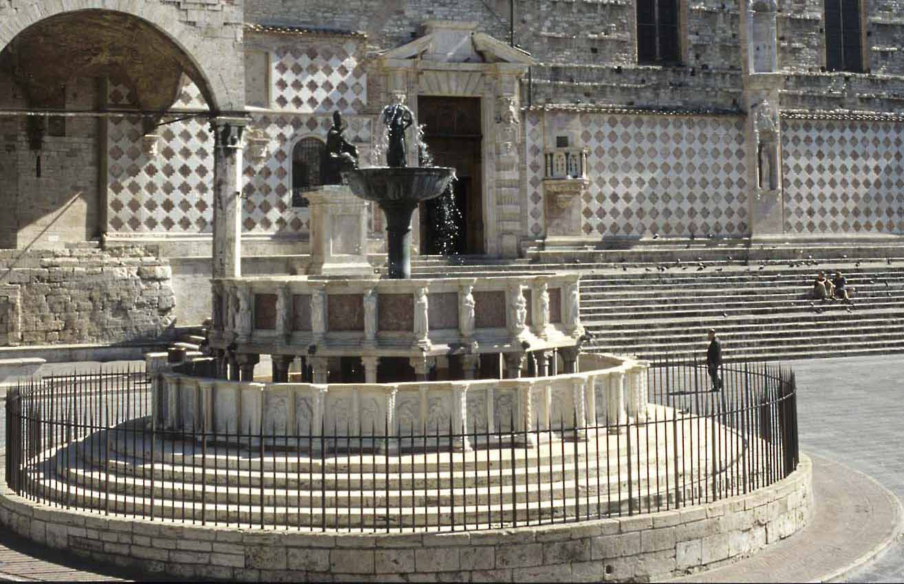 Фантан Маджорэ  - Perugia | Secret World Trip Planner