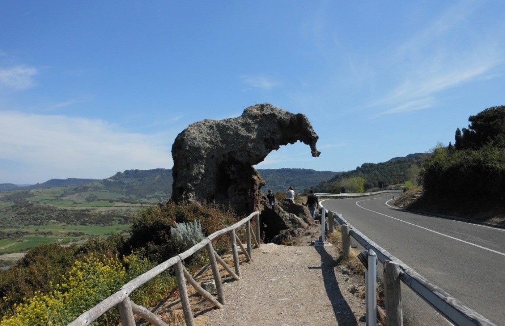 Elefantenfelsen - Castelsardo | Secret World Trip Planner