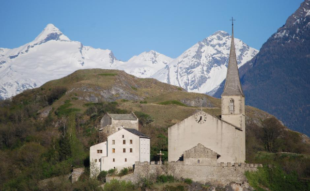 La tumba de Rainer Maria Rilke - Raron | Secret World Trip Planner