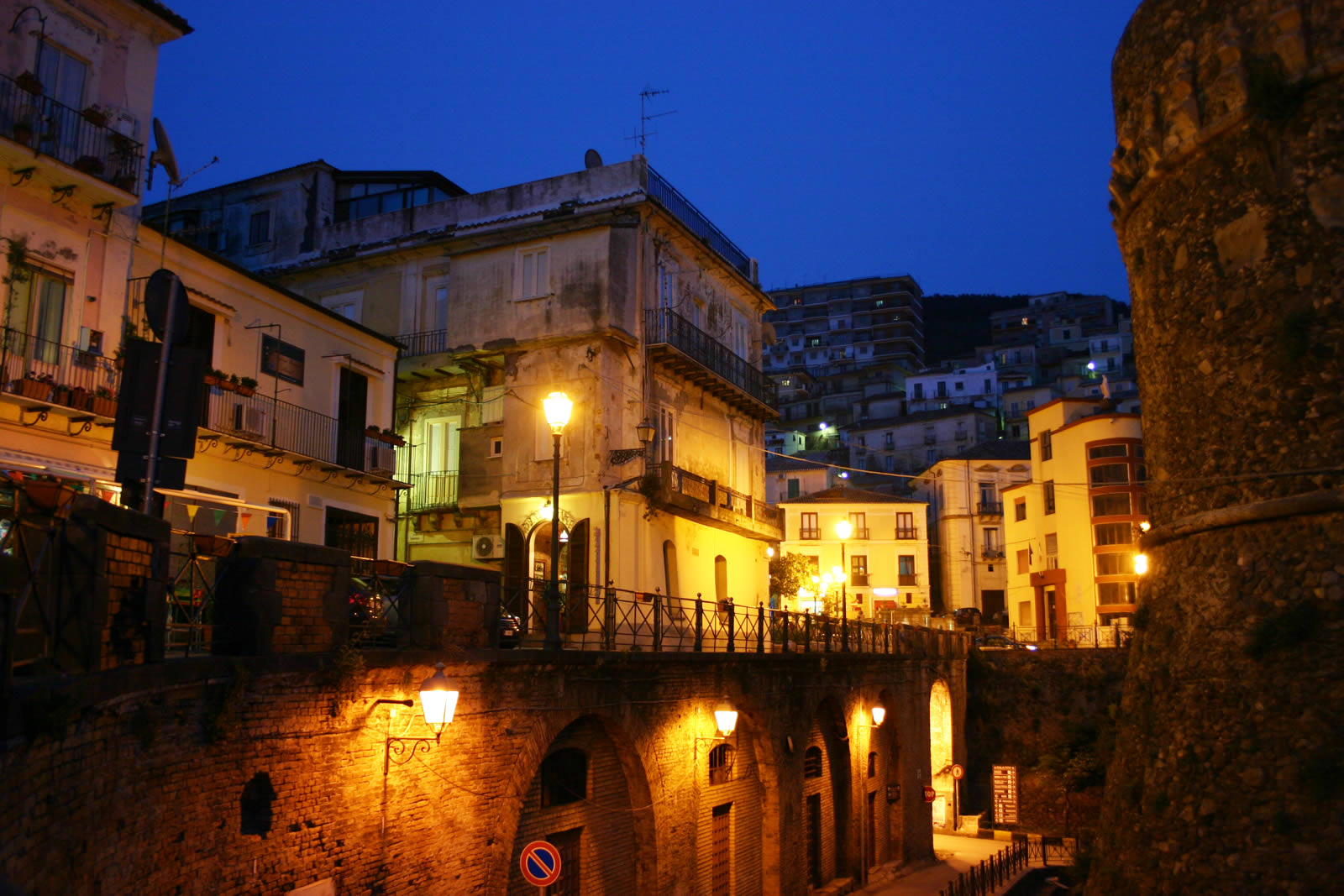 Calabrian Lace - Pizzo VV | Secret World Trip Planner