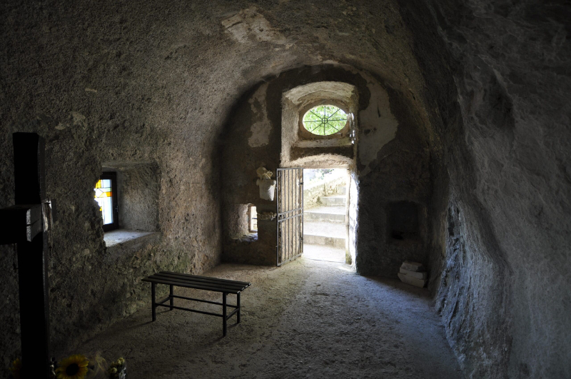 Celestine kluis van Sant ' Onofrio Al Morrone - Sulmona | Secret World Trip Planner