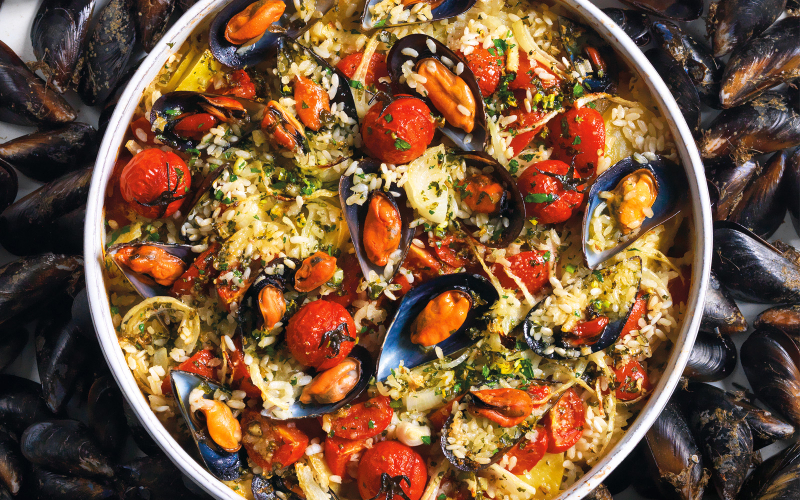 Tiella di riso, patate e cozze — Ostuni