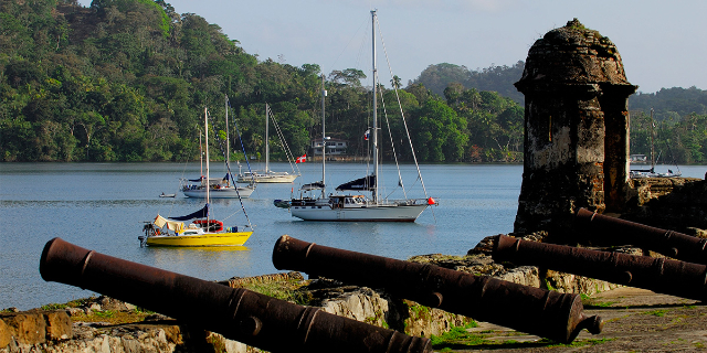 La ciudad de Portobelo - Distretto di Portobelo | Secret World Trip Planner