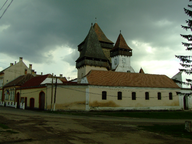Befestigte Kirche von Homorod - Homorod | Secret World Trip Planner