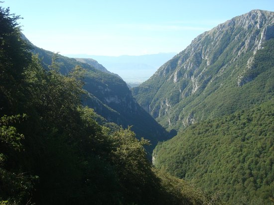 Celano Gorge Aielli - Ovindoli | Secret World Trip Planner