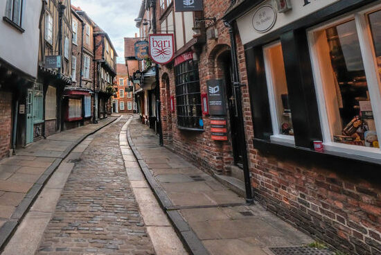 El Shambles, una de las calles medievales mejor conservadas de Europa - Shambles | Secret World Trip Planner