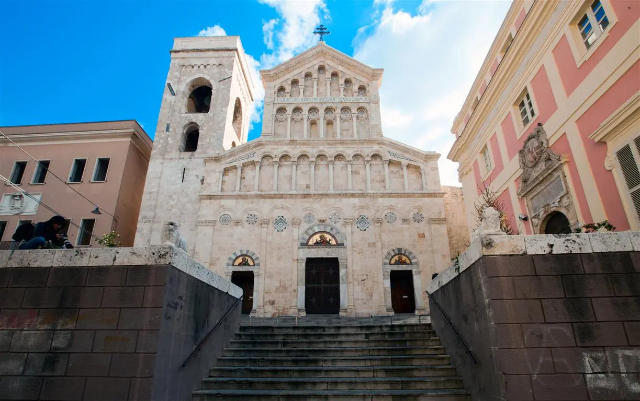 Catedral de Santa María - Cagliari | Secret World Trip Planner