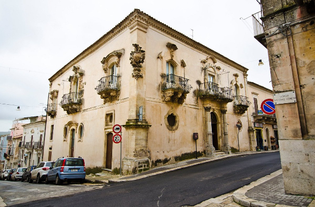 Istana Zacco - Ragusa | Secret World Trip Planner