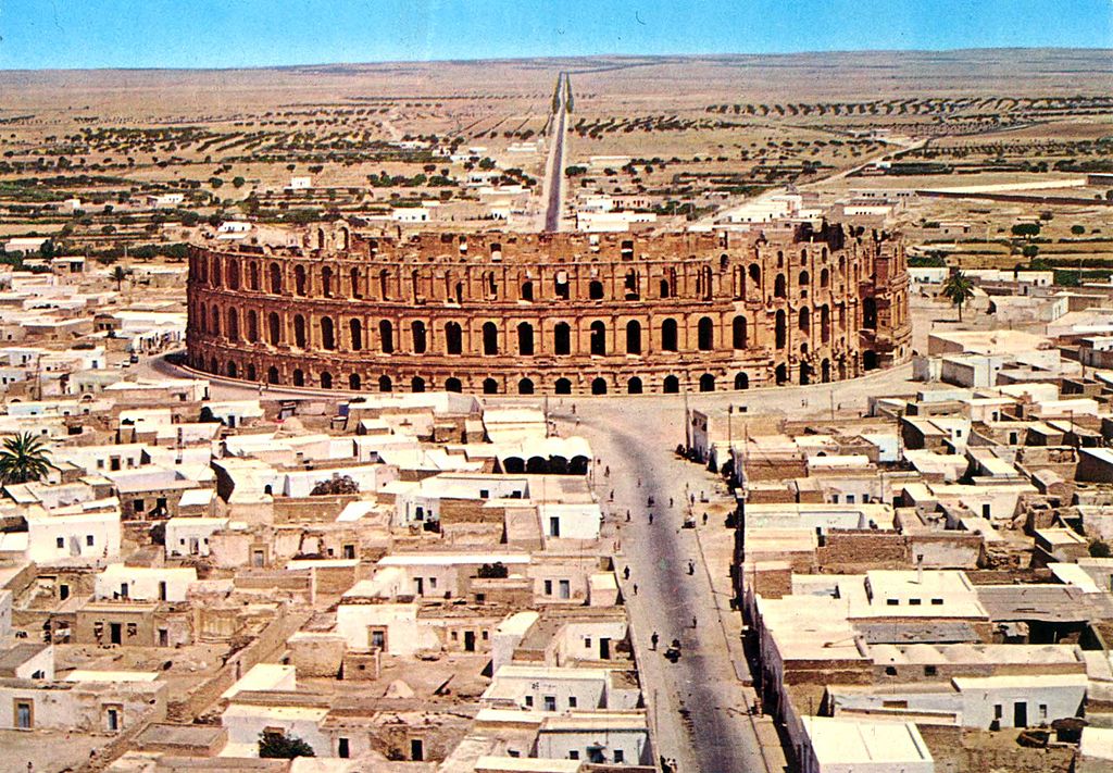Anfiteatro El Jem - Maravilla de África - El Jem | Secret World Trip Planner