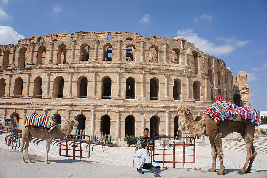Anfiteatro El Jem - Maravilla de África - El Jem | Secret World Trip Planner