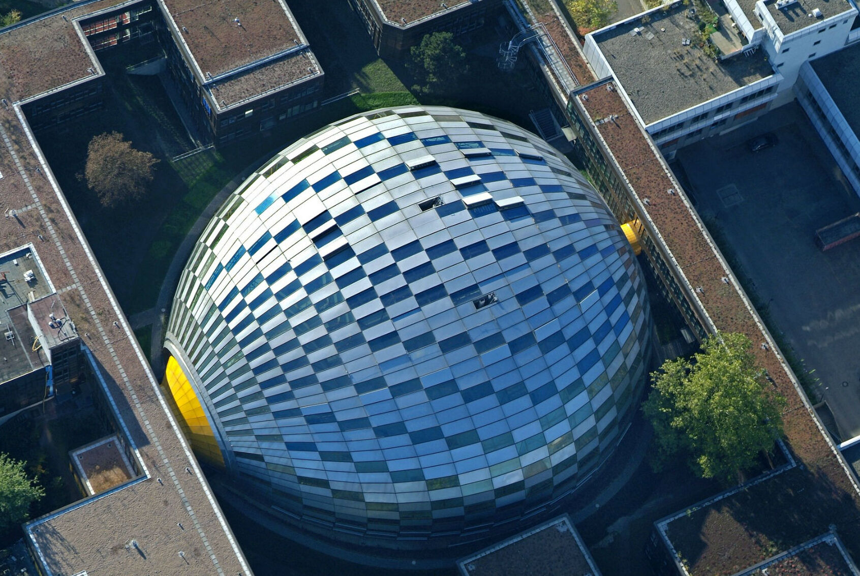 La Biblioteca di Filologia della Libera Università di Berlino - Berlin | Secret World Trip Planner