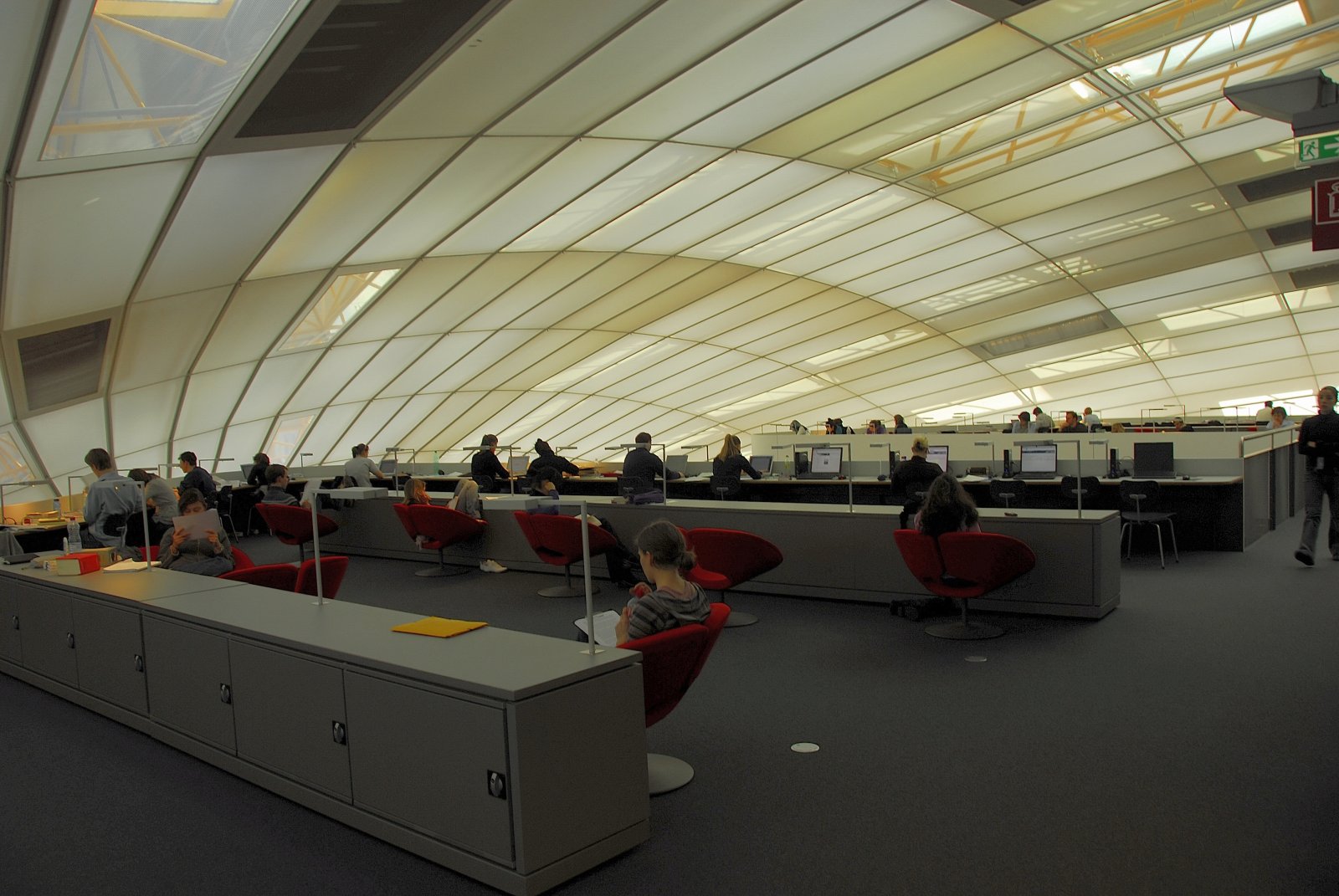La Biblioteca di Filologia della Libera Università di Berlino - Berlin | Secret World Trip Planner
