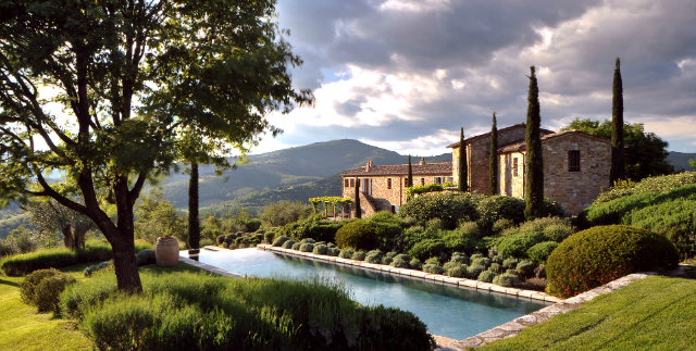 Reschioko gaztelua - Tabaccaia di Reschio | Secret World Trip Planner