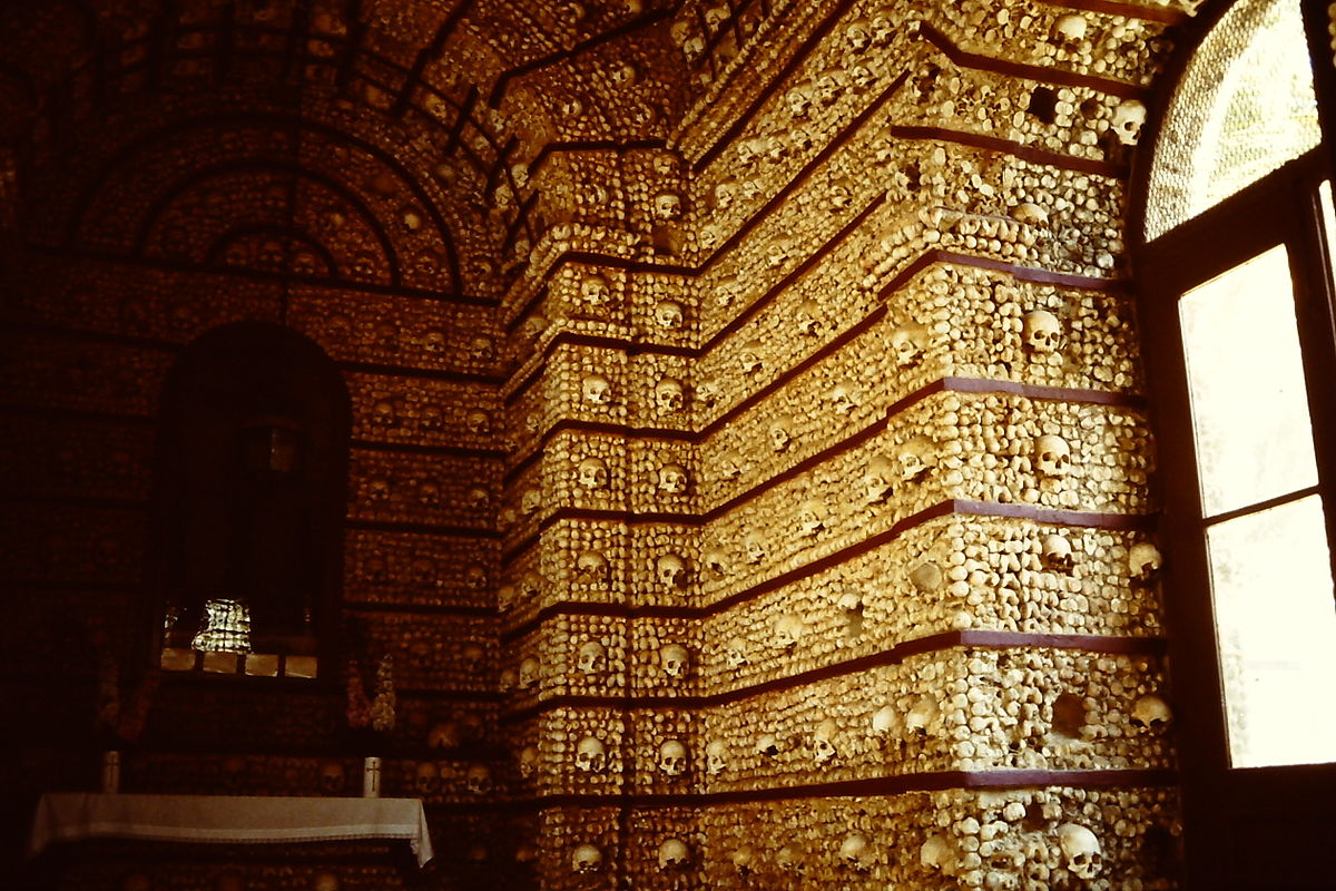 The most macabre sight of Faro is the Capela dos Ossos - Faro | Secret World Trip Planner