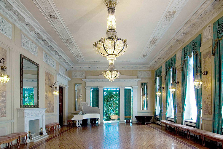 Kschessinska Mansion, a model of art nouveau - Sankt-Peterburg | Secret World Trip Planner