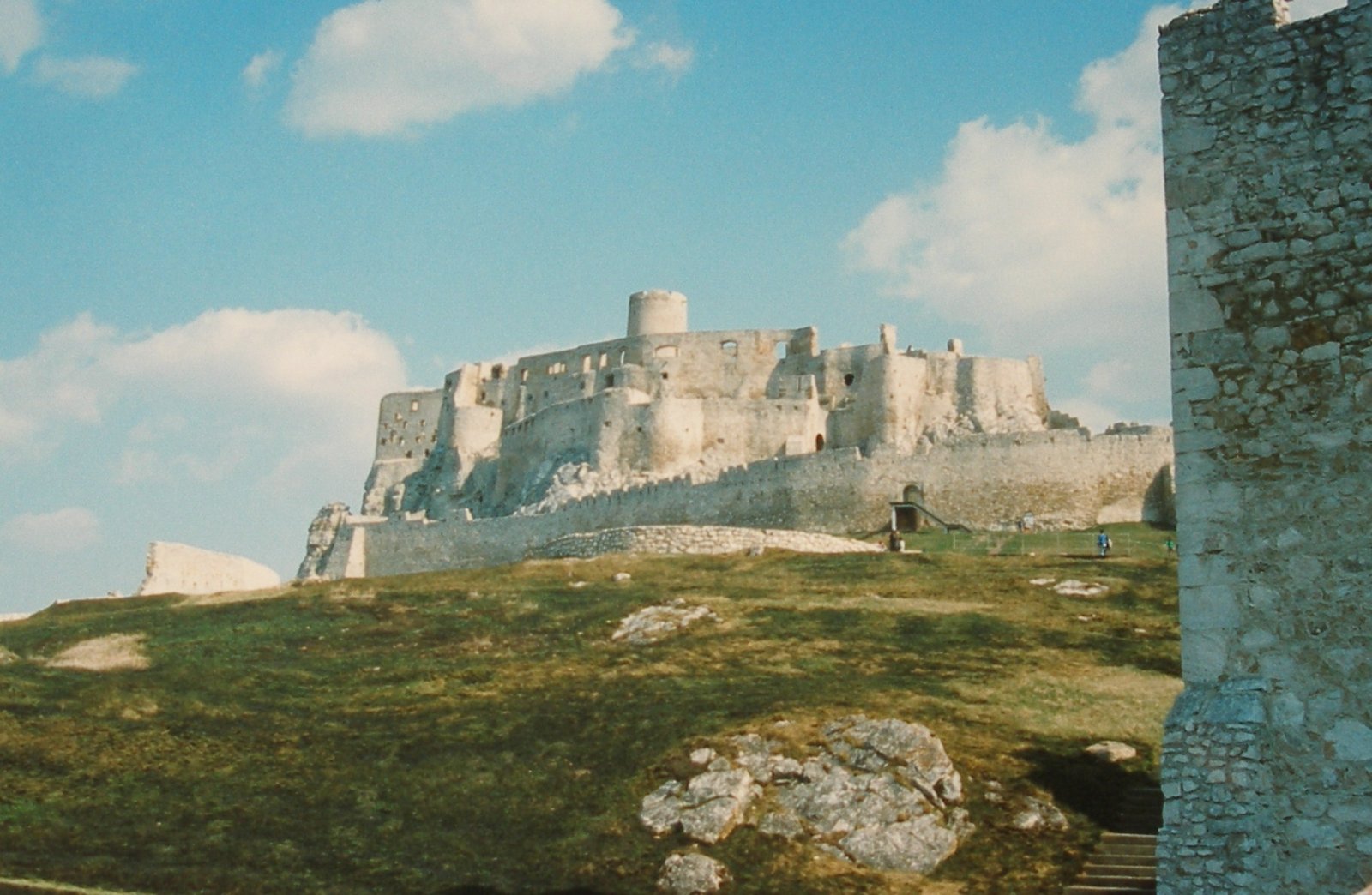 El castillo de Spissky-hrad en Eslovaquia - Žehra | Secret World Trip Planner