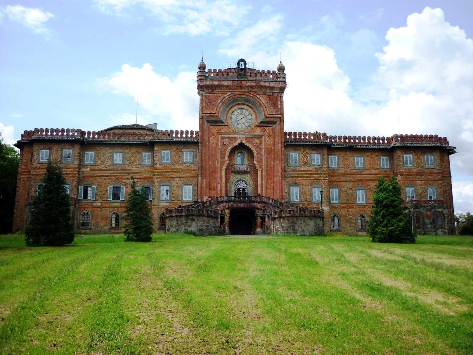 Sammezzano Kalesi - Leccio | Secret World Trip Planner