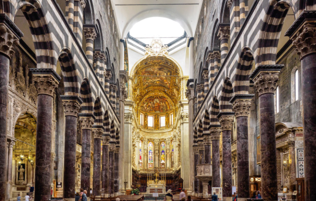 Catedral de San Lorenzo - Genova | Secret World Trip Planner