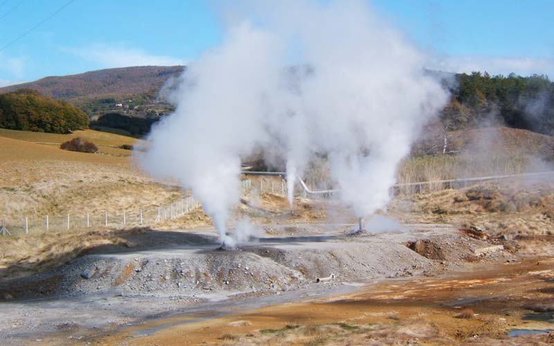 Parc de fumaroles de Sasso Pisano - Lagoni del Sasso | Secret World Trip Planner