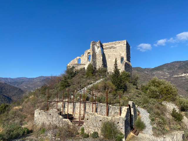 À la découverte des anciennes routes du sel - Zuccarello | Secret World Trip Planner
