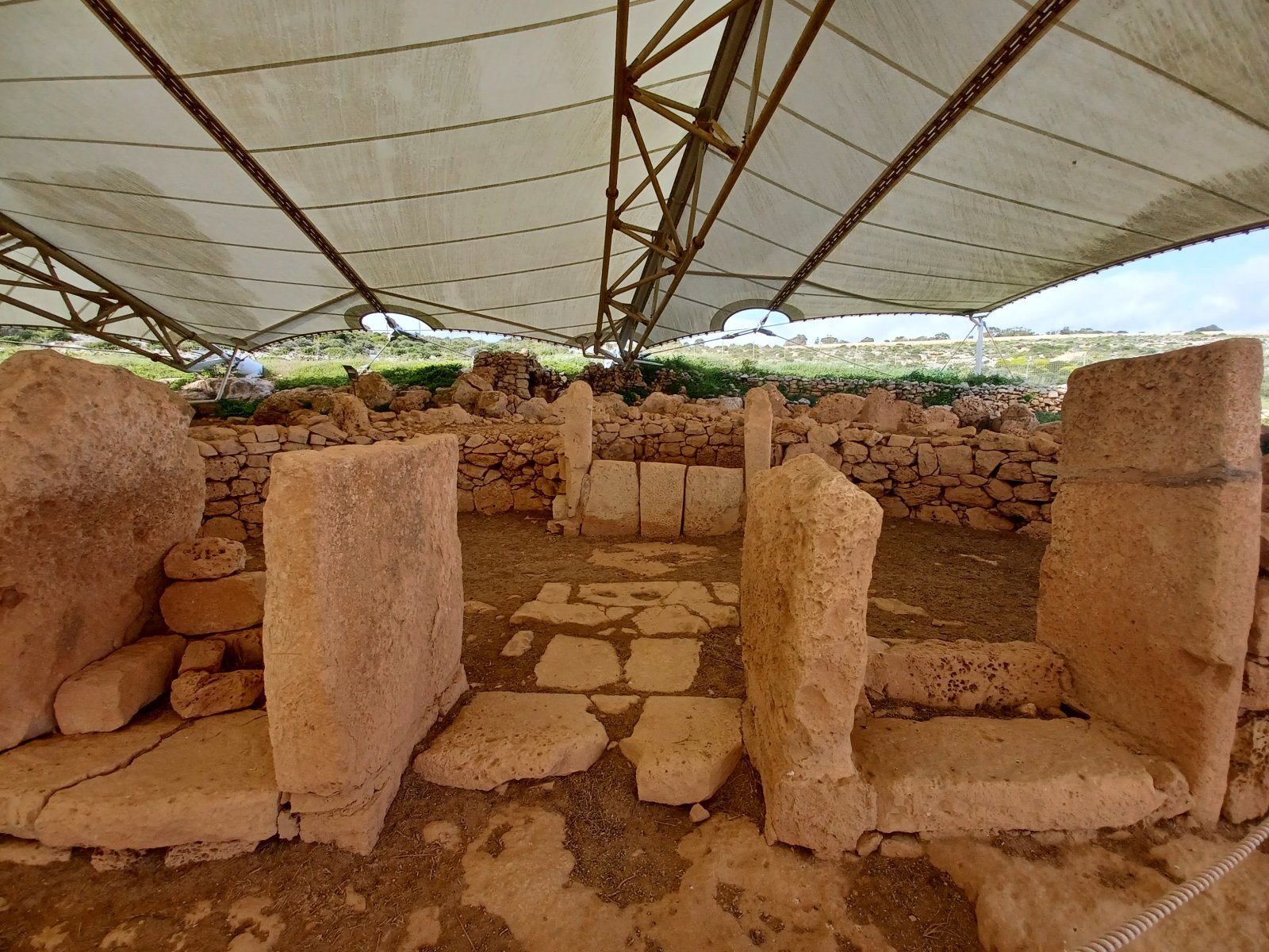 Complexul Templului Mnajdra din Qrendi, Malta - Crendi | Secret World Trip Planner