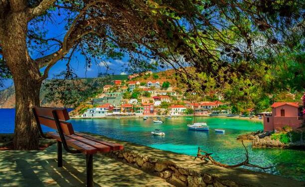 Κεφαλονιά / χωριό Άσσος - Assos | Secret World Trip Planner