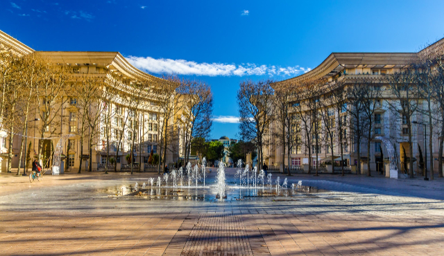 Daerah L'Antigone - Montpellier | Secret World Trip Planner