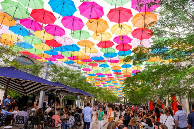 Trg Giralda - Coral Gables | Secret World Trip Planner
