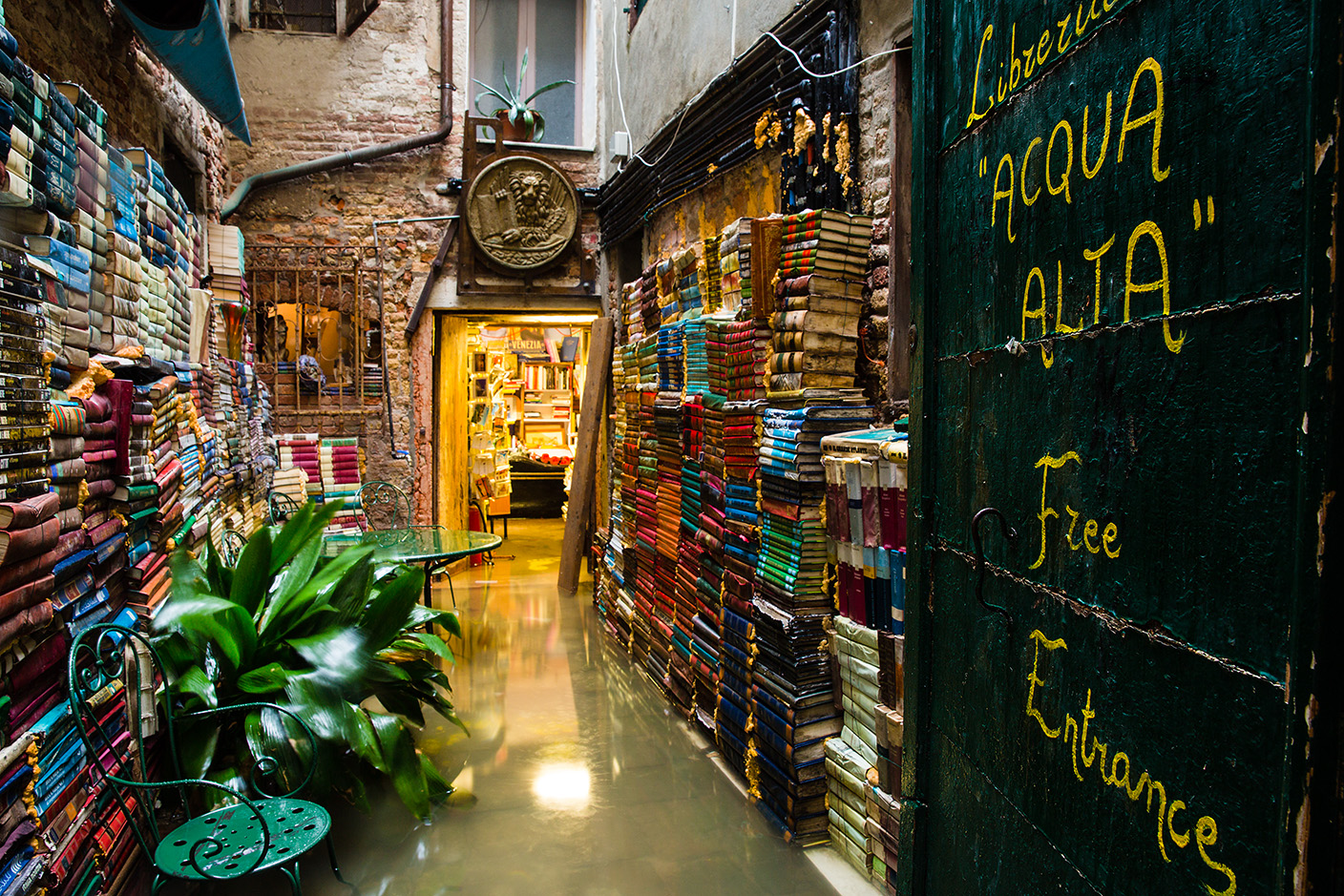 Acqua ສູງຫໍສະໝຸດ - Venezia | Secret World Trip Planner