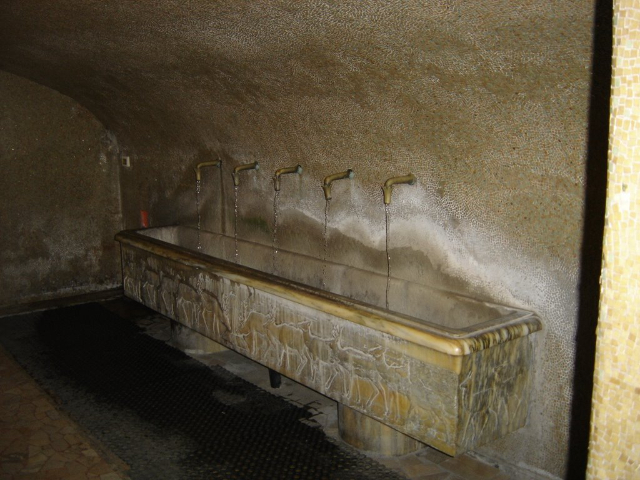 Svatyně Santa Maria del Fonte v Caravaggiu - Santuario di Caravaggio | Secret World Trip Planner