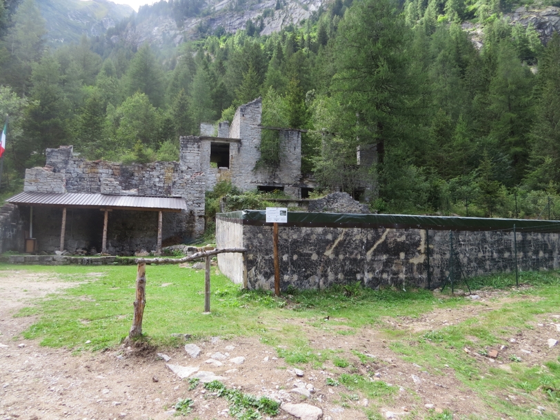 Fairy Lake and Crocette - Lago delle Fate | Secret World Trip Planner