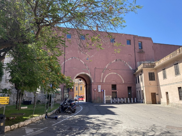 Pilies rūmai - Cagliari | Secret World Trip Planner