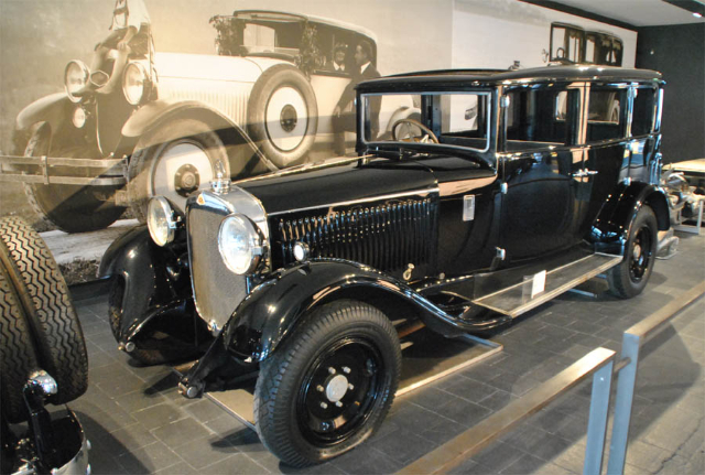 Museo delle auto storiche Maybach Neumarkt - Neumarkt in der Oberpfalz | Secret World Trip Planner