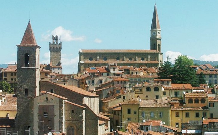अरेज़ो - Arezzo | Secret World Trip Planner