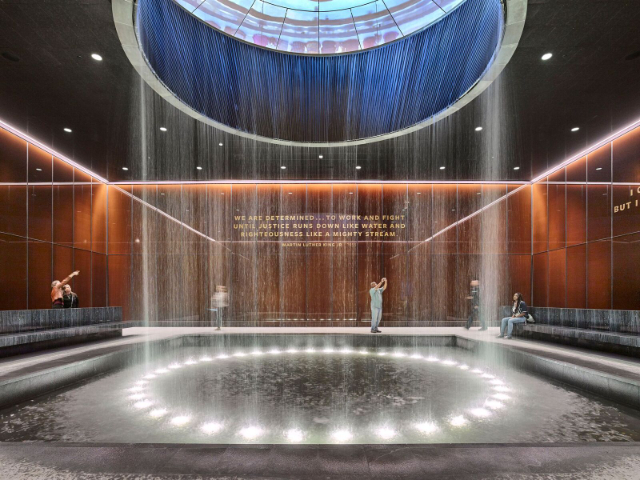 Fuente en el Smithsonian - Washington | Secret World Trip Planner
