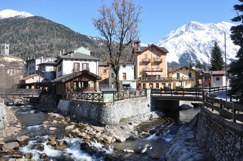 काठको पुल - Ponte di Legno | Secret World Trip Planner