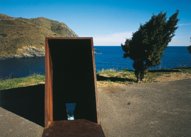 Mémorial Walter Benjamin - Portbou | Secret World Trip Planner