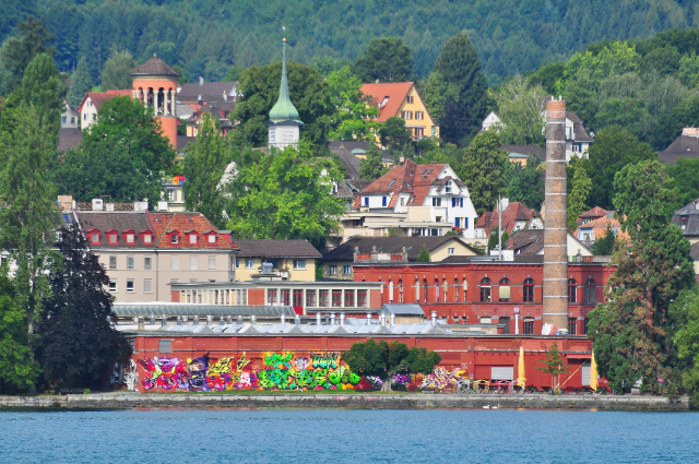 Fábrica vermella - Zürich | Secret World Trip Planner