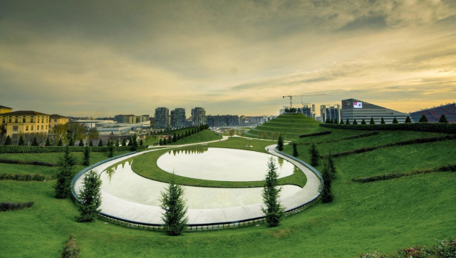 Le banc le plus long du monde - Milano | Secret World Trip Planner