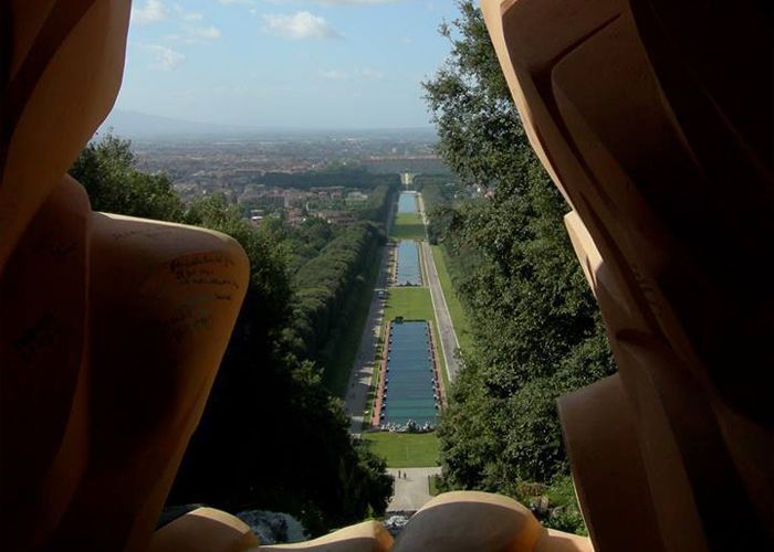 Il torrione in cima alla cascata - Caserta | Secret World Trip Planner