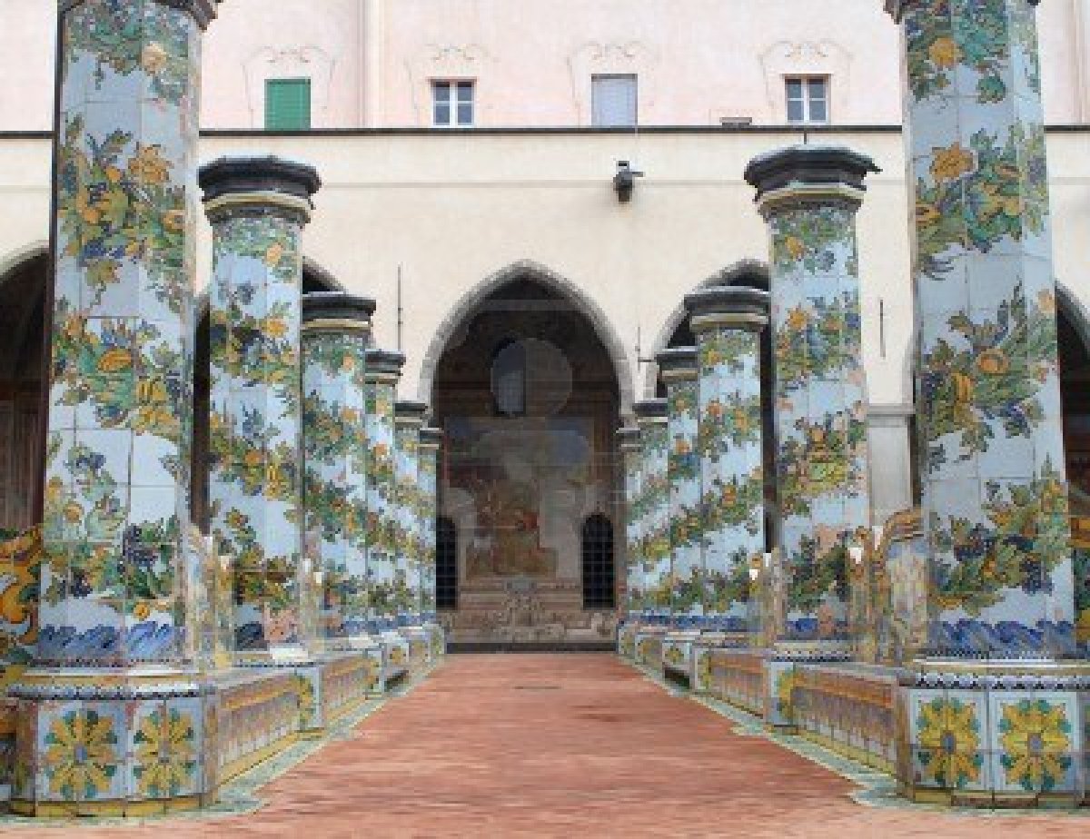 Chiostro Maiolicato di Santa Chiara - Napoli | Secret World Trip Planner