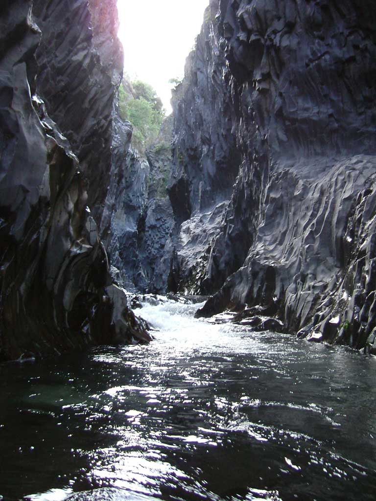 Gole dell'Alcantara - Castiglione di Sicilia | Secret World Trip Planner
