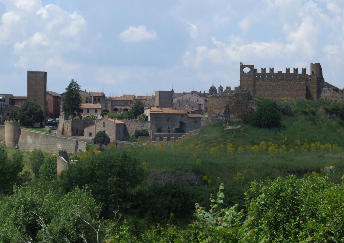 Découvrez Tuscania : un Joyau Caché en Italie - 01017 Tuscania VT | Secret World Trip Planner
