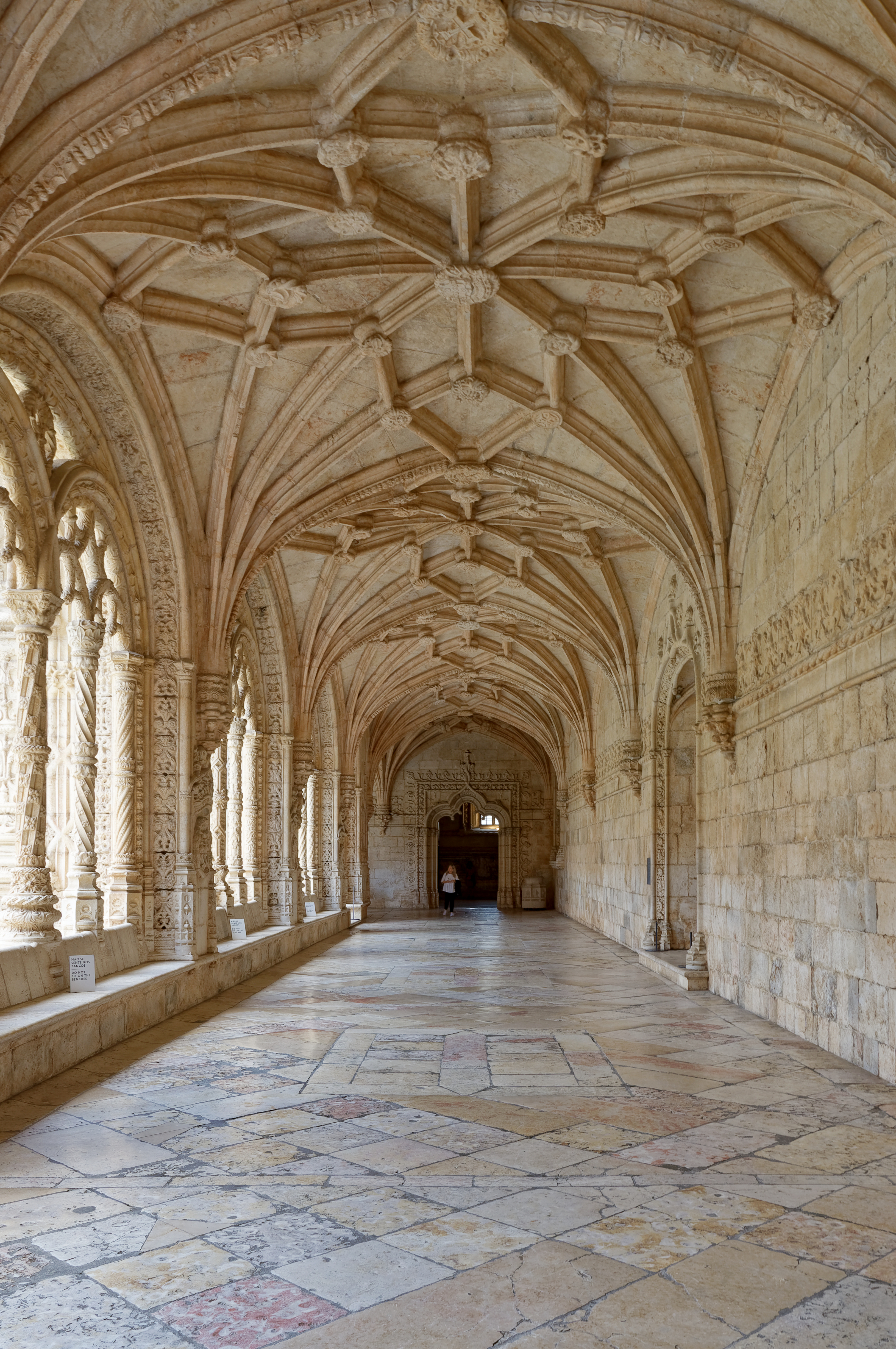 Monastero dos Jerónimos: Un Viaggio nel Tempo a Lisboa - Praça do Império 1400-206 Lisboa | Secret World Trip Planner