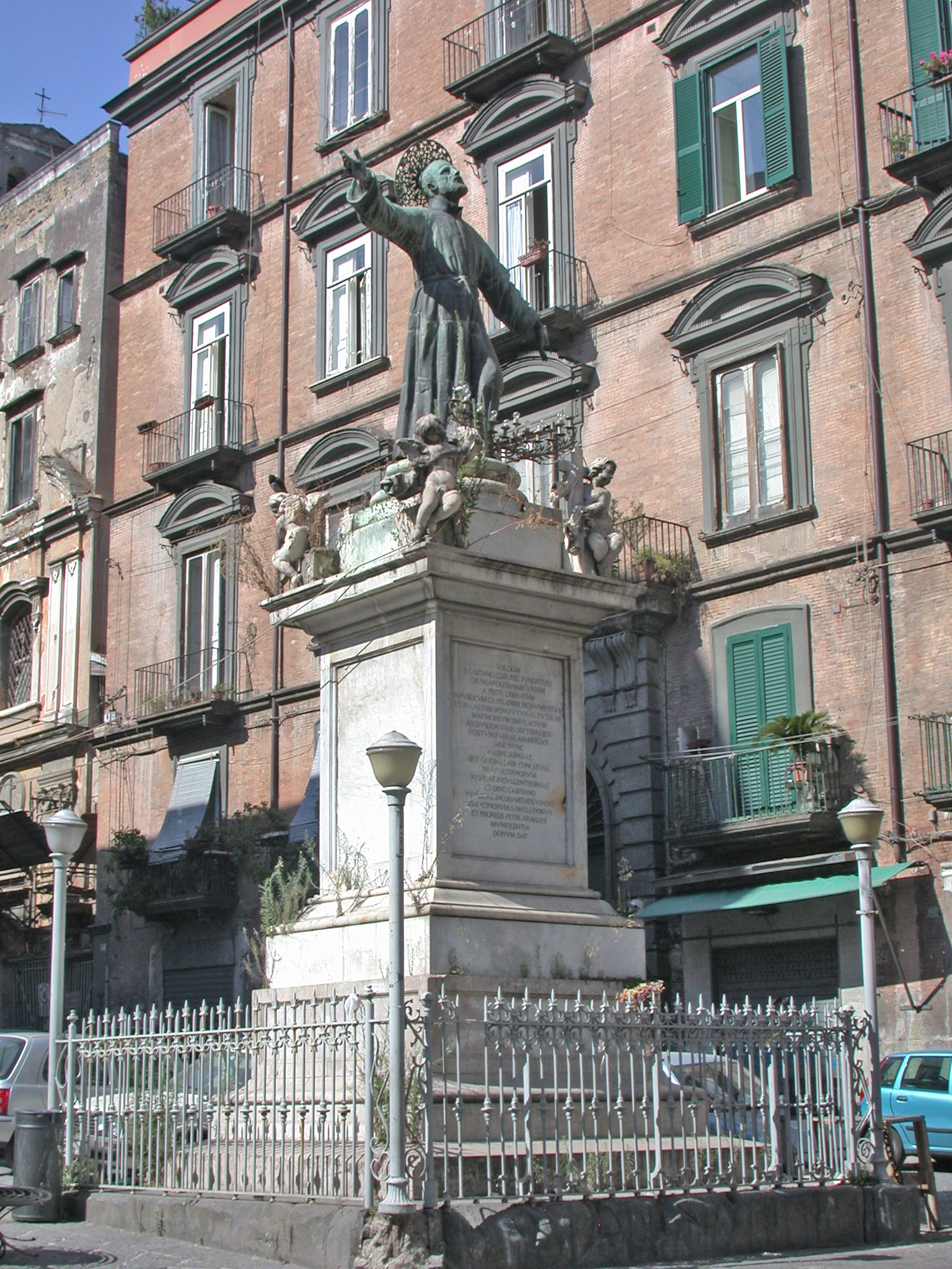 Piazza San Gaetano - Napoli | Secret World Trip Planner