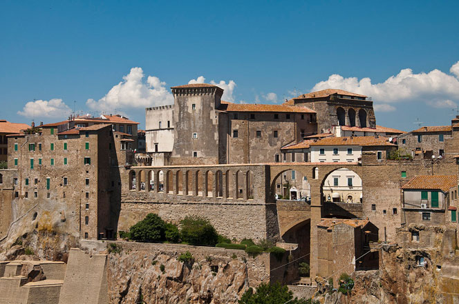 Pitigliano - la piccola Gerusalemme — Pitigliano