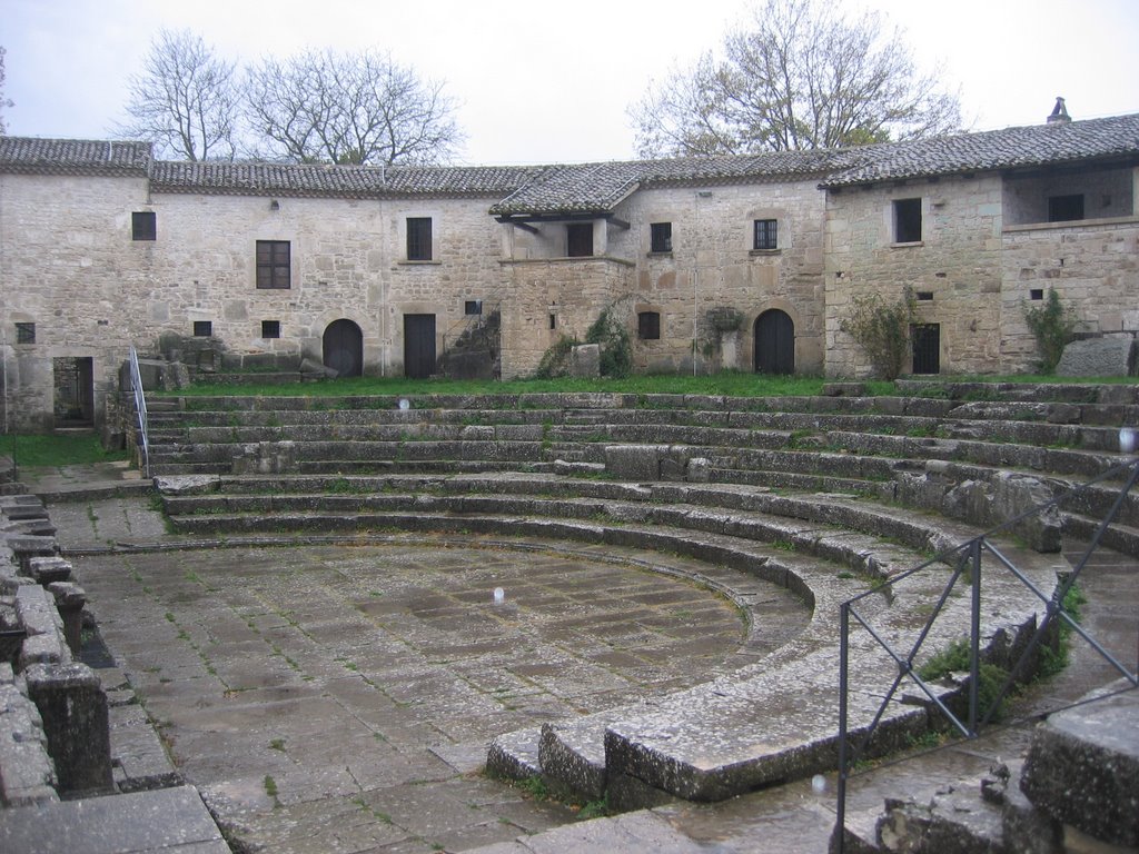 Teatro di Sepino - Altilia I | Secret World Trip Planner