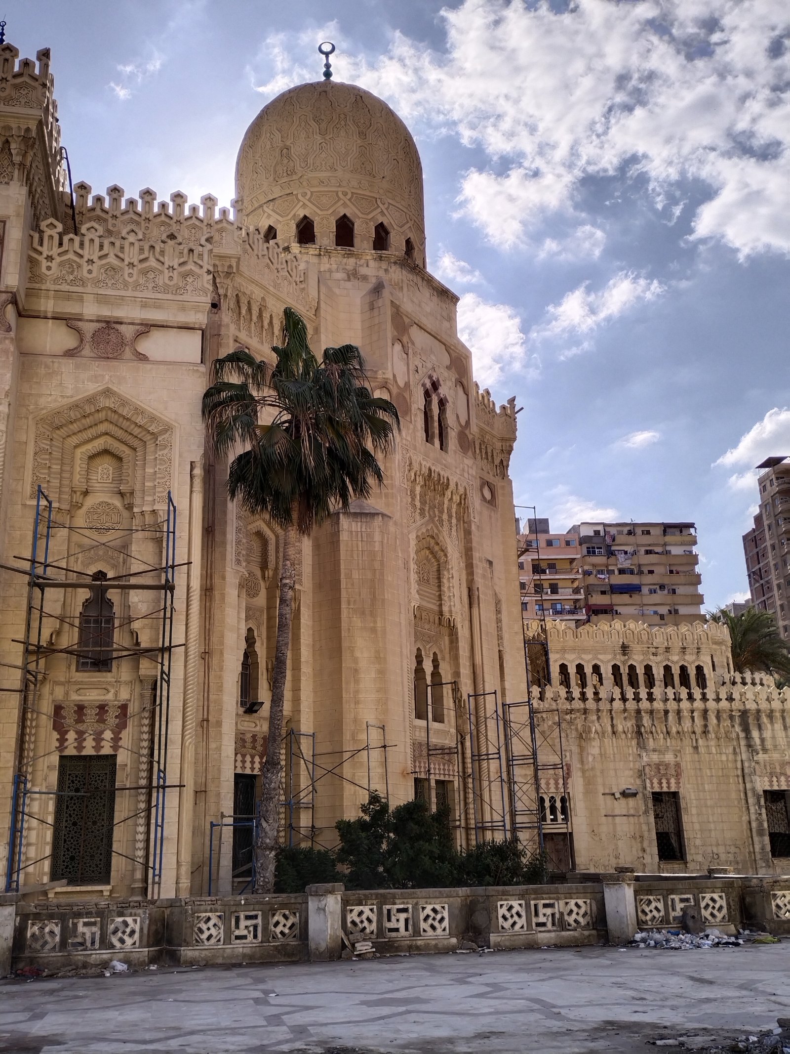 Alejandría | La mezquita de Abu Abbas al-Mursi - Qesm Al Gomrok | Secret World Trip Planner
